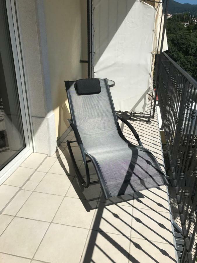 Ferienwohnung Penthouse Lovran Exterior foto